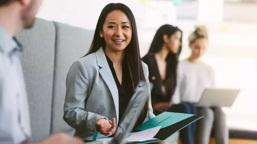 Why Do Businesses Need Dubai Custom Clearance Agents Support